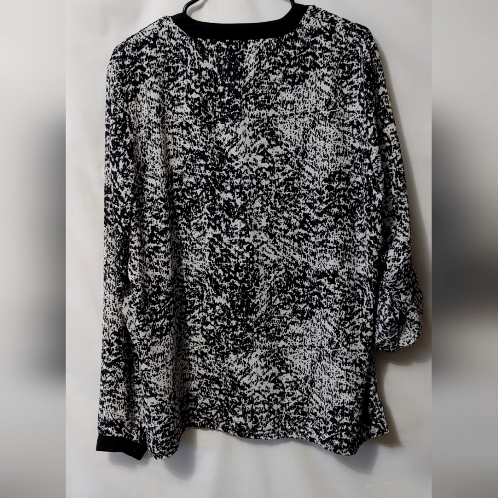 Kenneth Cole Select Tunic - Picture 8 of 8